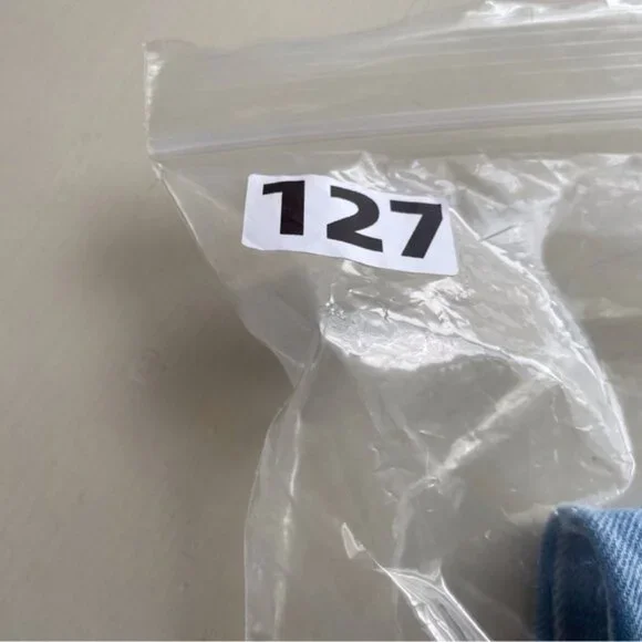 Levis Premium 501 Original Fit Jean Light Wash Size 27x30 100% Cotton Button Fly - Picture 15 of 16